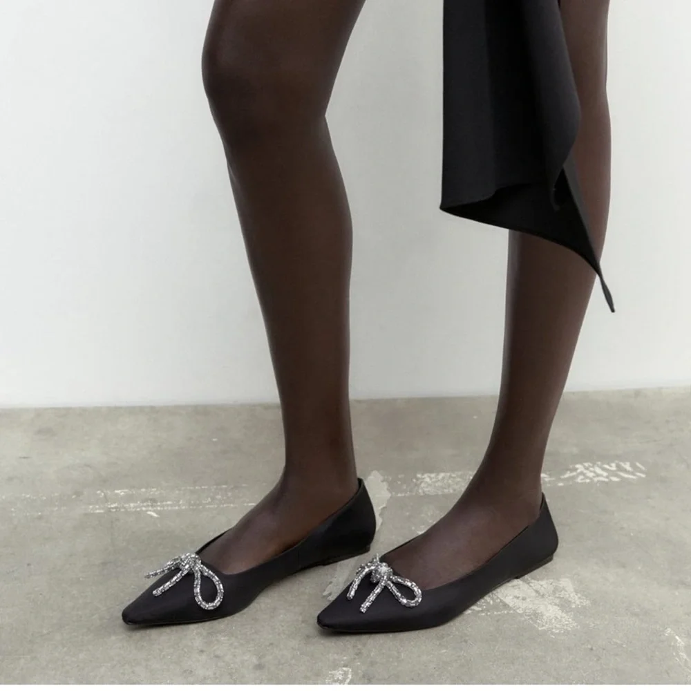 Zara Embellished Bow ballet flats in Black New with Tags!